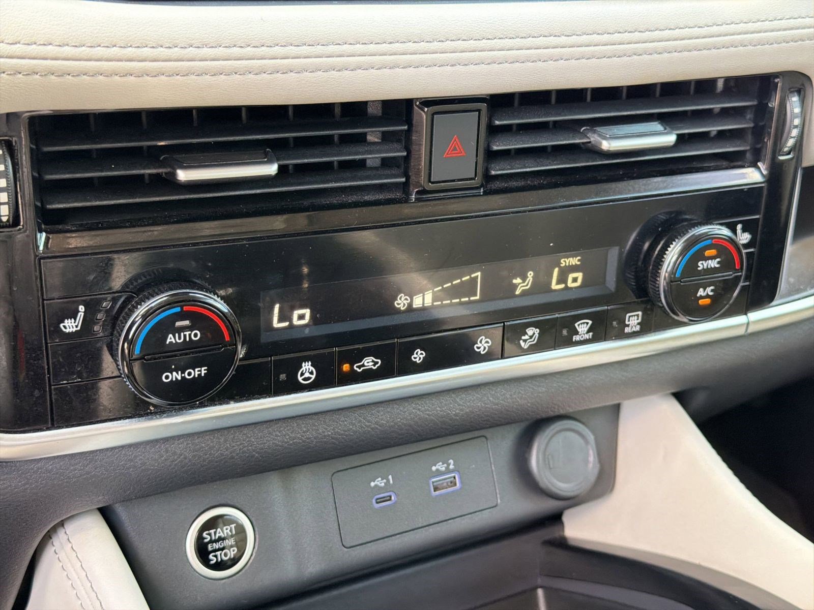 Used 2023 Nissan Rogue SL FWD image 19