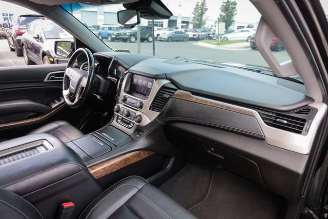 Used 2019 GMC Yukon Denali w/ Denali Ultimate Package AWD/4WD image 62