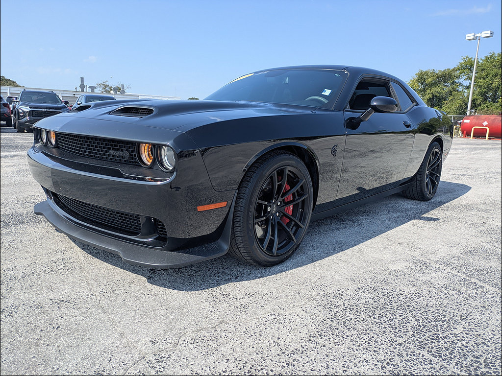 Used 2023 Dodge Challenger SRT Hellcat w/ Driver Convenience Group RWD image 8