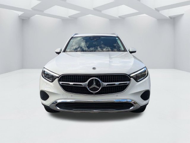 Used 2023 Mercedes-Benz GLC 300 w/ Exclusive Trim Package image 11