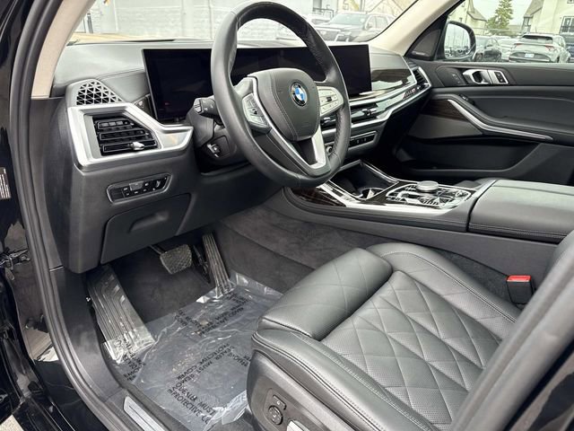 Used 2023 BMW X7 xDrive40i w/ Premium Package image 10