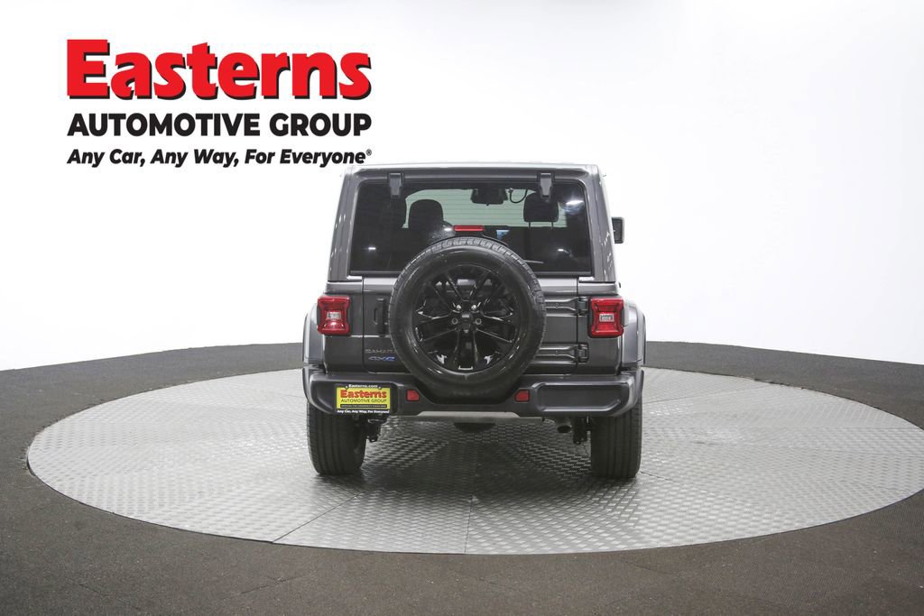 Used 2025 Jeep Wrangler Unlimited Sahara AWD/4WD image 33