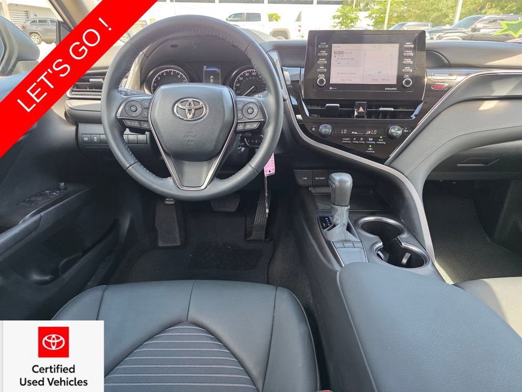 Used 2024 Toyota Camry SE FWD image 7