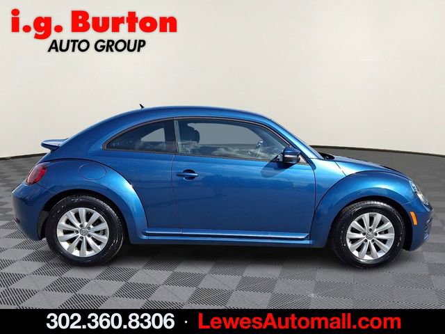 Used 2019 Volkswagen Beetle 2.0T S image 7