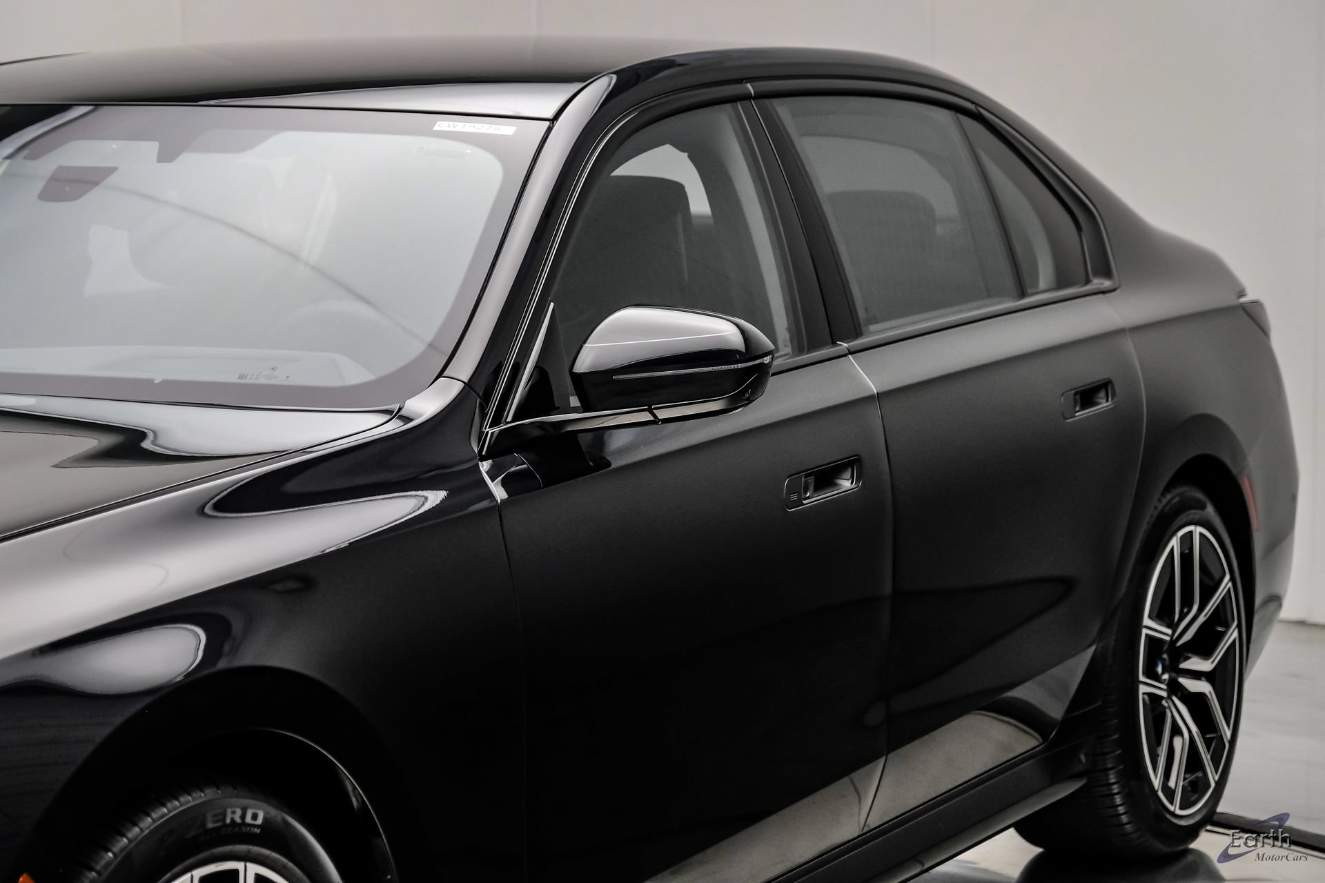 Used 2026 BMW 760i xDrive w/ Executive Package AWD/4WD image 28