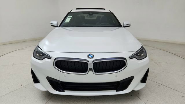 Used 2025 BMW 230i xDrive Coupe w/ Premium Package image 2