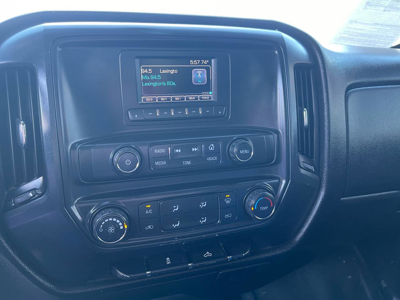 Used 2016 Chevrolet Silverado 1500 W/T AWD/4WD image 8