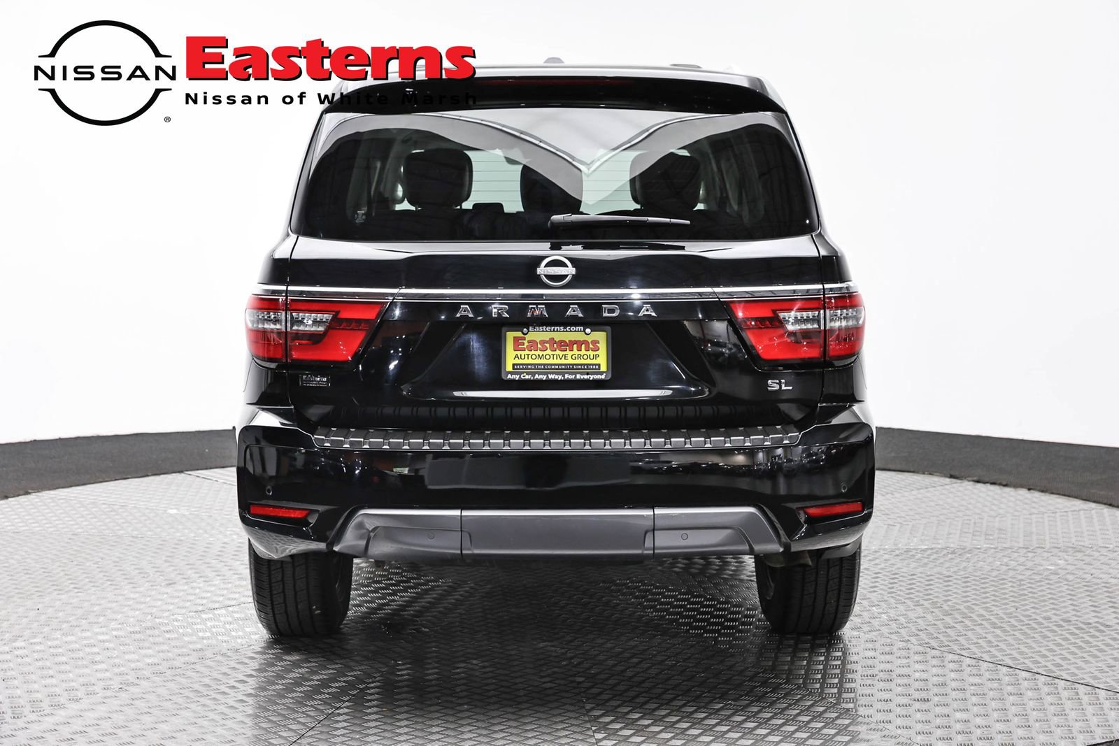 Used 2024 Nissan Armada SL AWD/4WD image 6