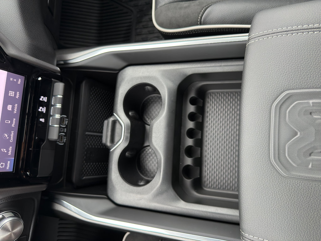 New 2026 RAM 1500 Laramie AWD/4WD image 23