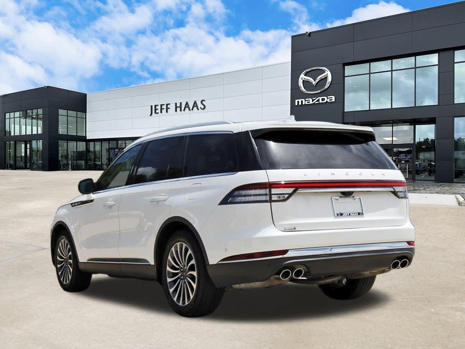 Used 2022 Lincoln Aviator Reserve w/ Elements Package Plus RWD image 2