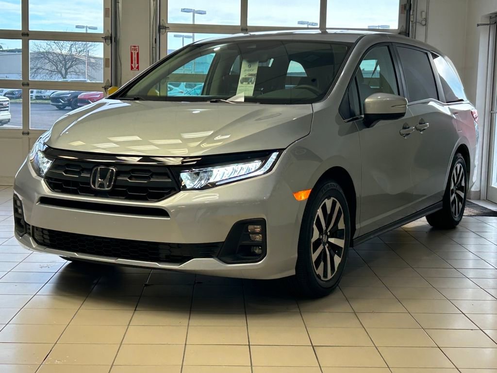 Used 2025 Honda Odyssey EX-L image 3