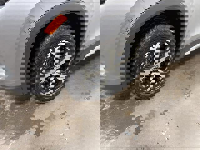 Certified 2025 Volkswagen Tiguan SE image 47