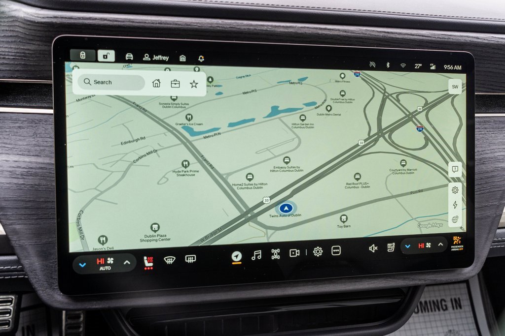 Used 2024 Rivian R1S Adventure image 11