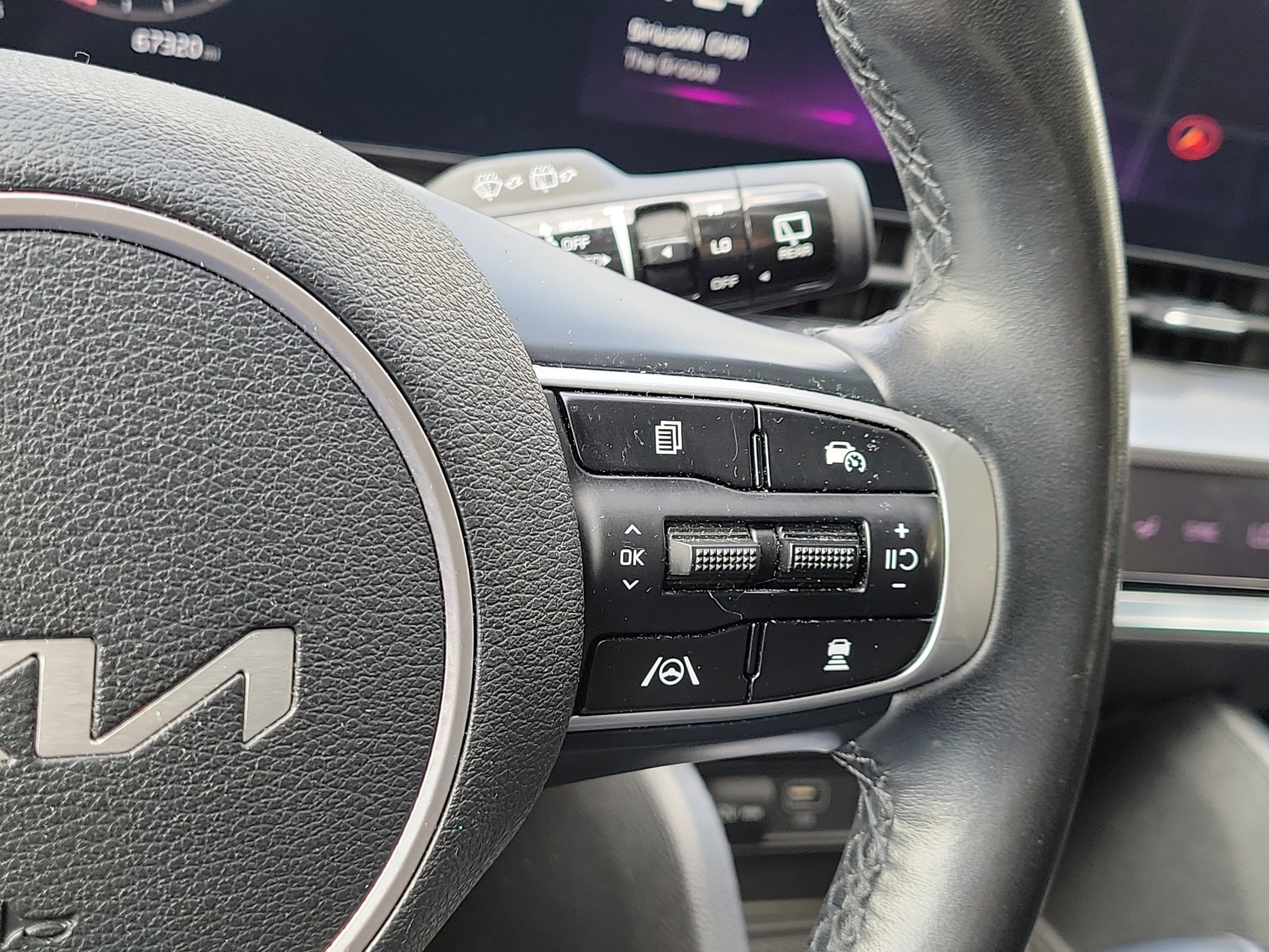 Used 2023 Kia Sportage SX image 20