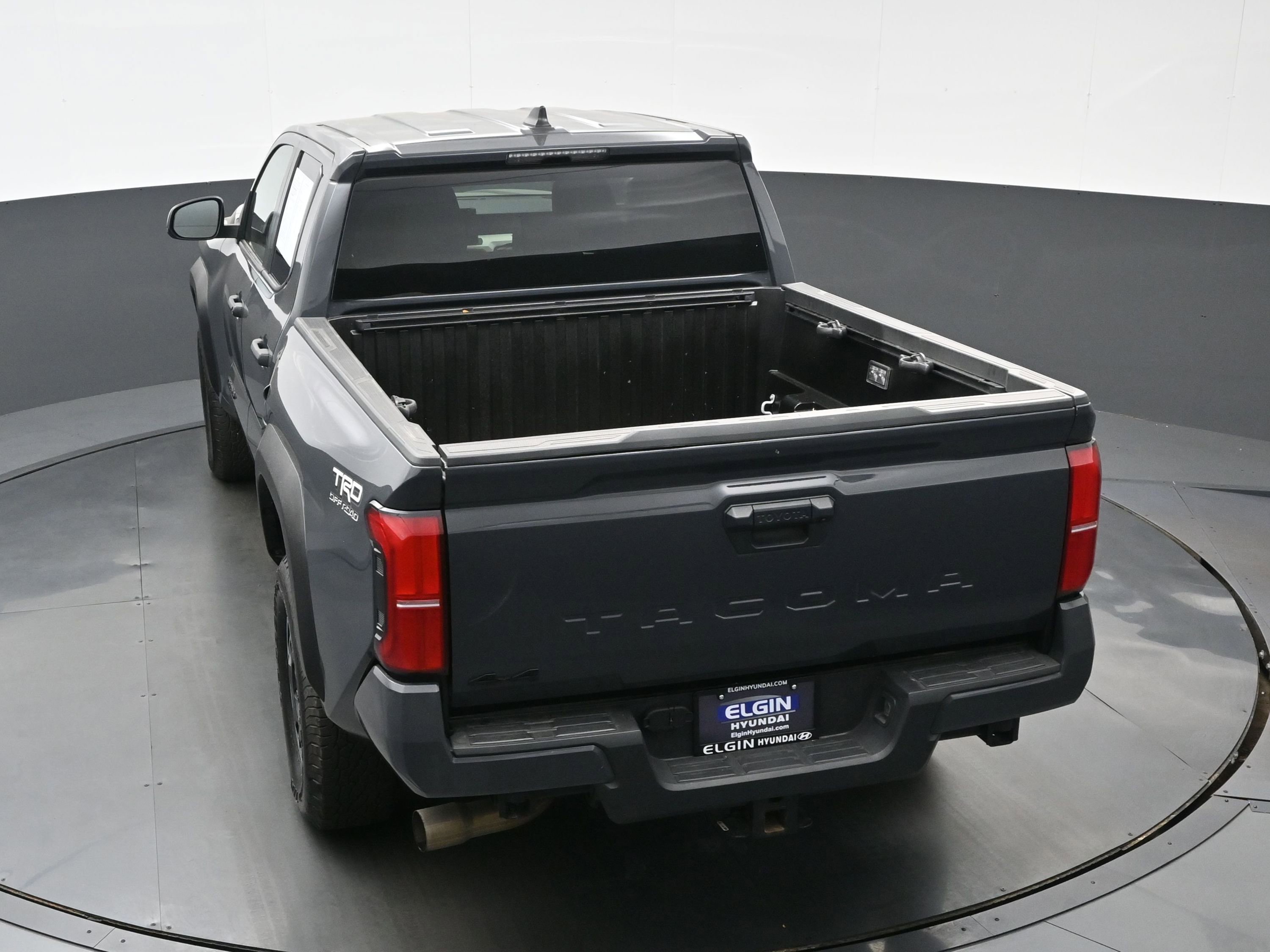 Used 2024 Toyota Tacoma TRD Off-Road image 37