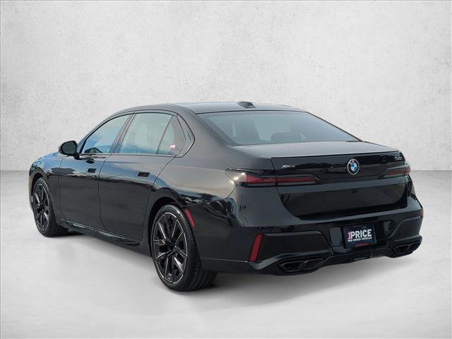 Used 2024 BMW 760i xDrive w/ Premium Package 2 image 8