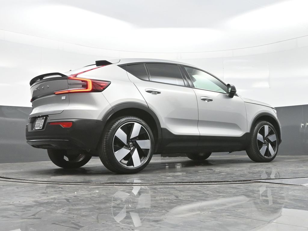 Used 2023 Volvo C40 P8 Recharge Ultimate image 23