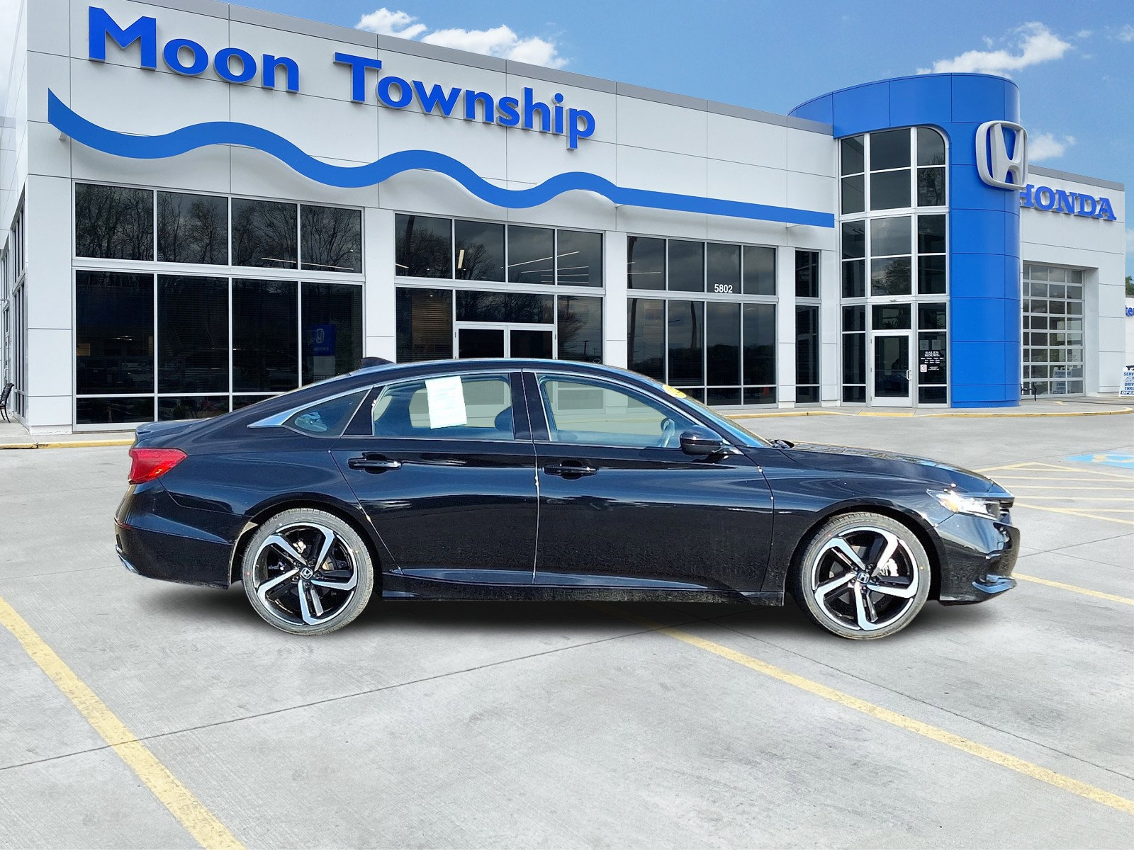 Used 2022 Honda Accord Sport image 7