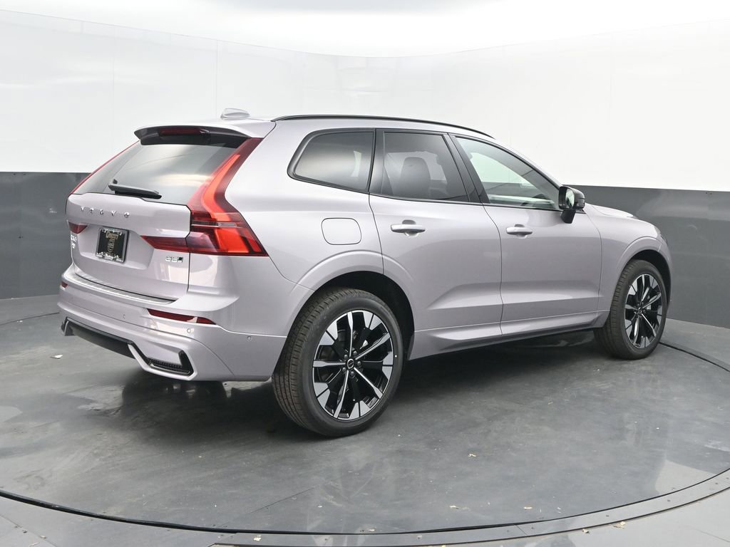 New 2026 Volvo XC60 B5 Plus w/ Protection Package Premier image 7