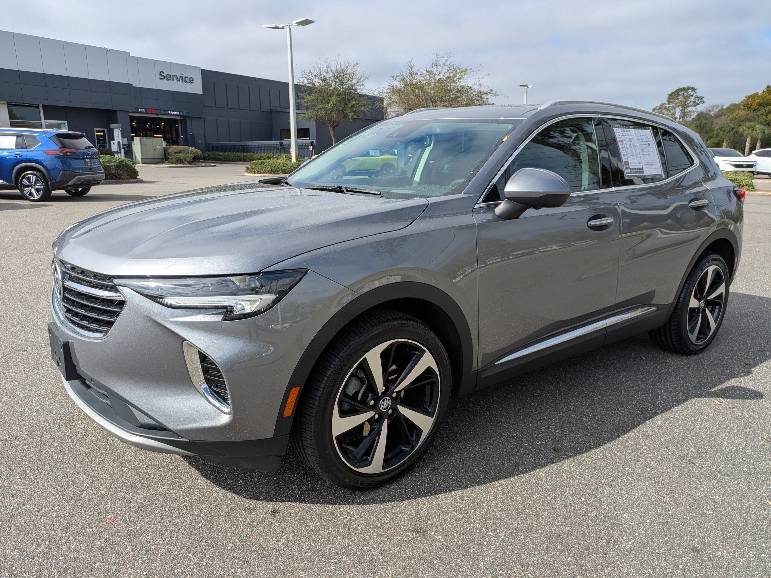 Used 2022 Buick Envision Essence w/ Technology Package I image 8