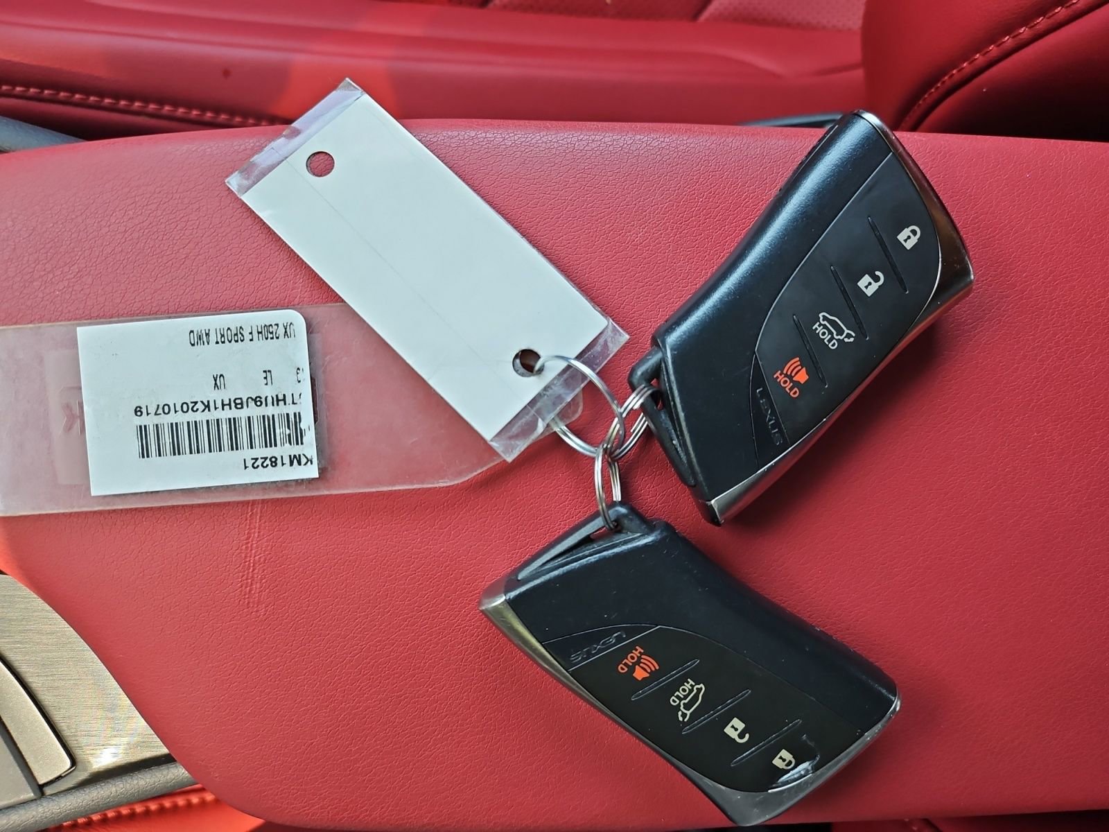 Used 2019 Lexus UX 250h F Sport AWD/4WD image 18