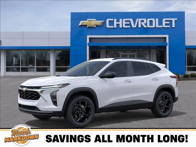 New 2026 Chevrolet Trax LT w/ Driver Confidence Package image 2