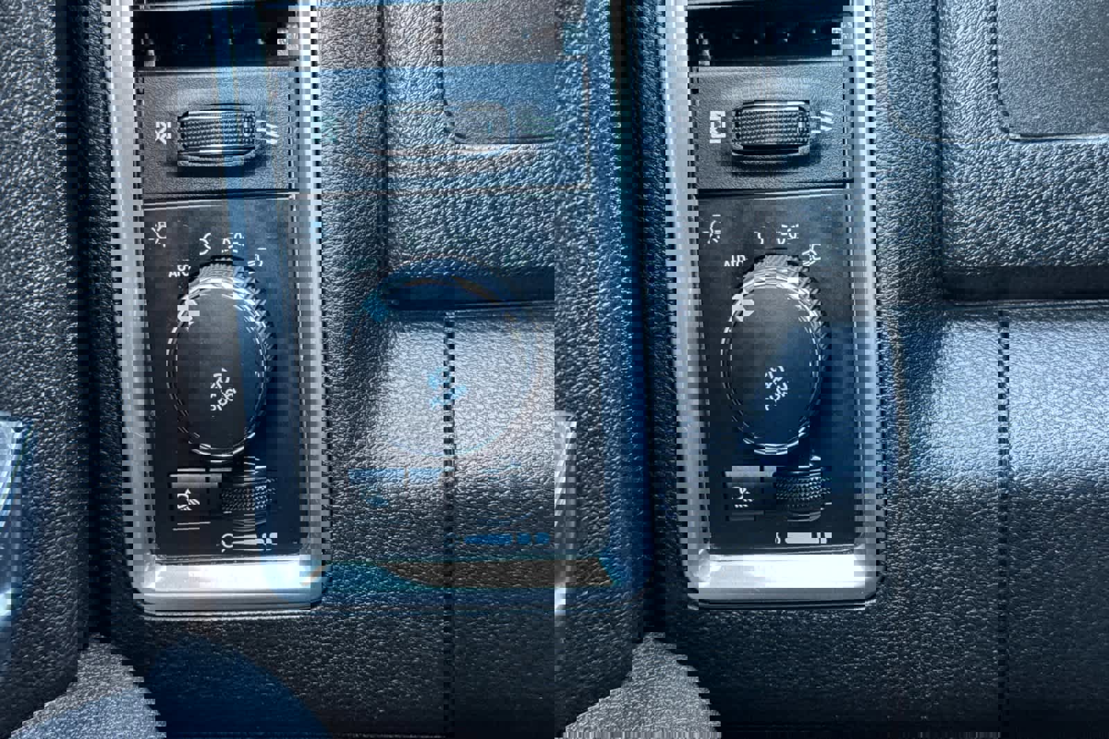 Used 2021 RAM 1500 Classic Warlock w/ Electronics Group image 28