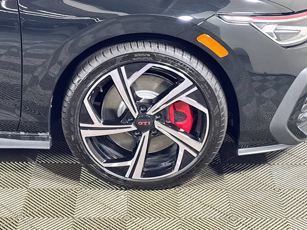 New 2026 Volkswagen GTI SE FWD image 24