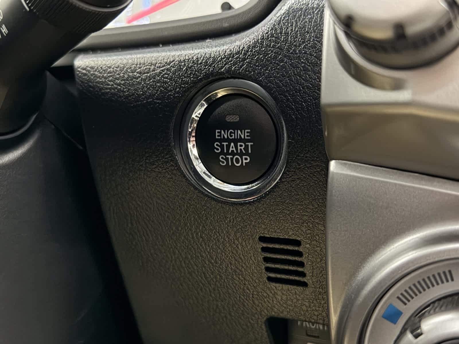 Used 2019 Toyota 4Runner Limited AWD/4WD image 19