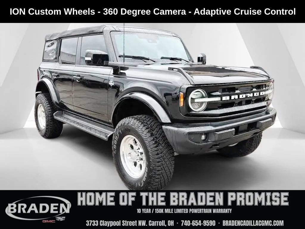 Used 2025 Ford Bronco Outer Banks AWD/4WD image 1