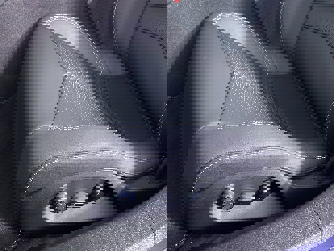 New 2025 Chevrolet Corvette Stingray Premium Conv w/ Z51 Performance Package image 10