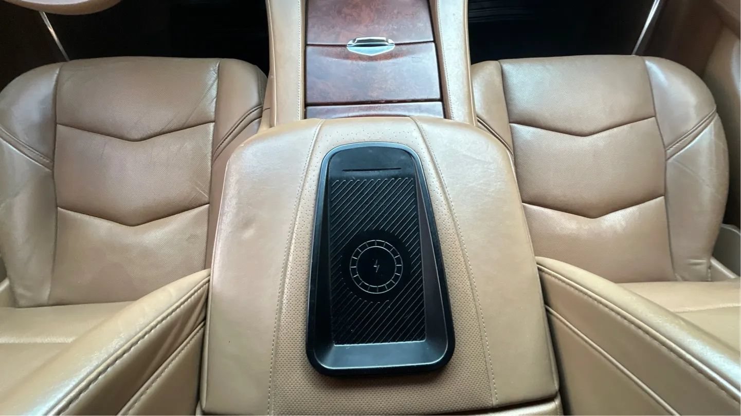Used 2016 Cadillac Escalade 2WD image 32