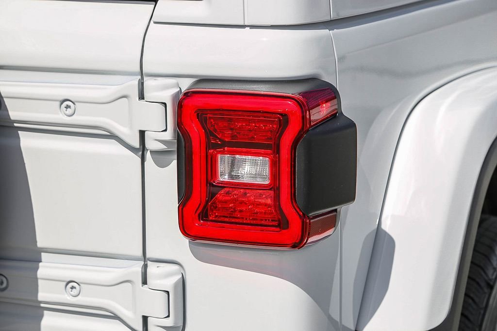 New 2026 Jeep Wrangler Sahara image 10