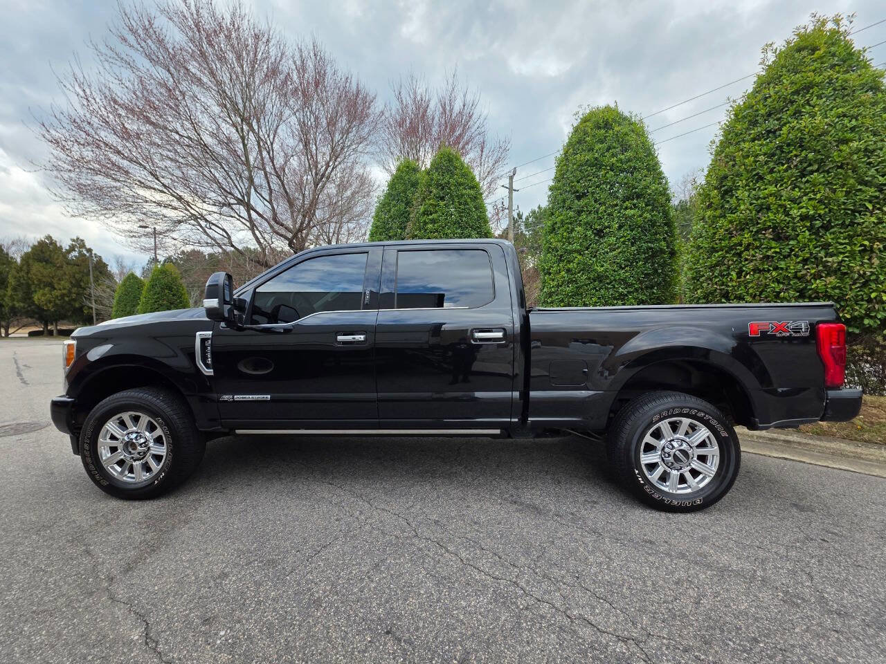 Used 2019 Ford F250 Limited image 2
