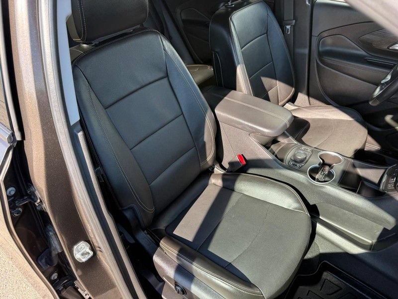 Used 2019 GMC Terrain SLT w/ Preferred Package AWD/4WD image 12