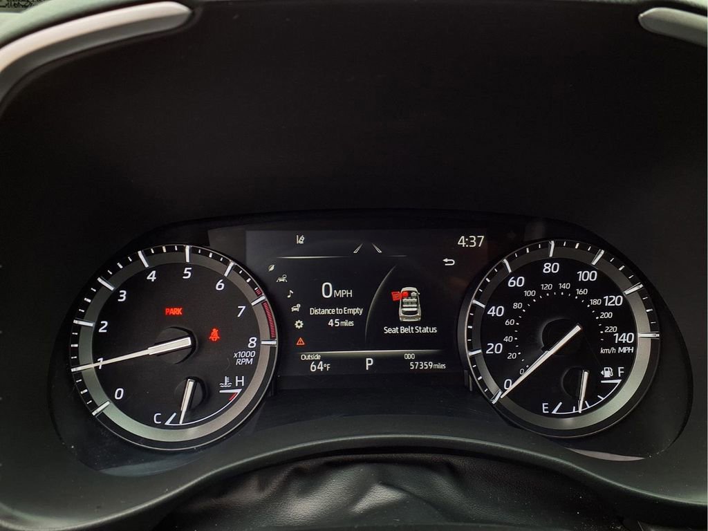 Used 2021 Toyota Highlander XLE image 13