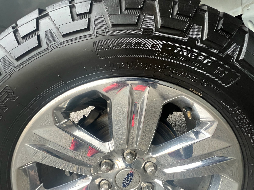 Used 2020 Ford F150 Lariat w/ Equipment Group 502A Luxury image 12