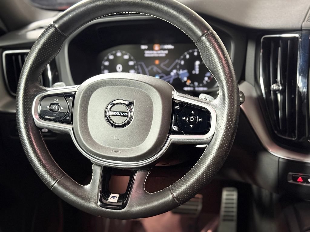 Used 2019 Volvo XC60 T5 R-Design AWD/4WD image 13