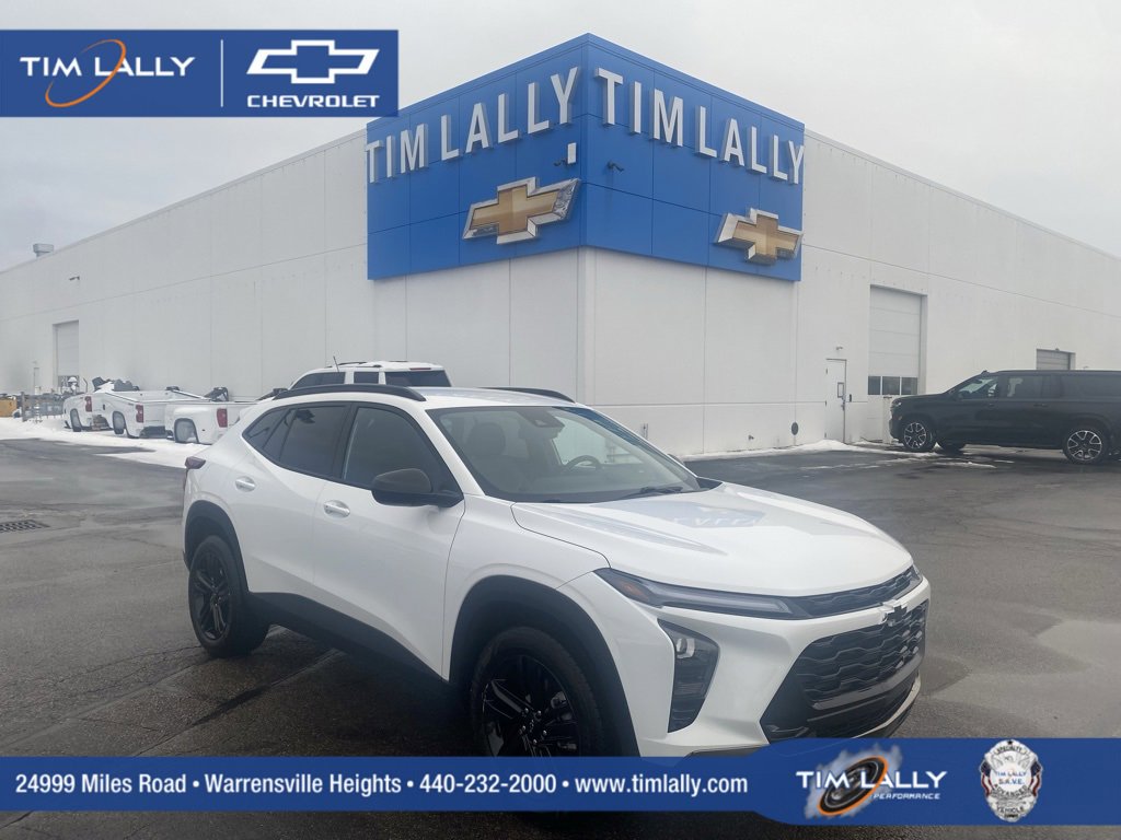 Used 2024 Chevrolet Trax ACTIV w/ Driver Confidence Package