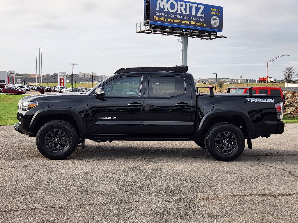 Used 2023 Toyota Tacoma TRD Off-Road w/ Technology Package image 4