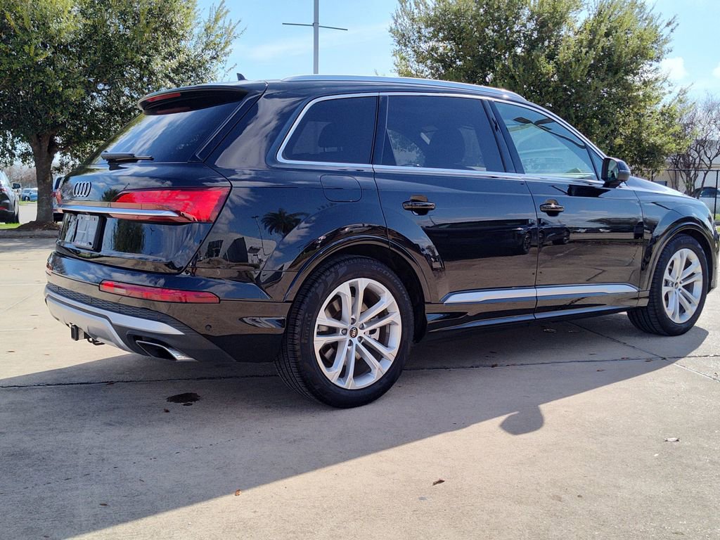 Certified 2025 Audi Q7 3.0T Prestige w/ Prestige Package image 12