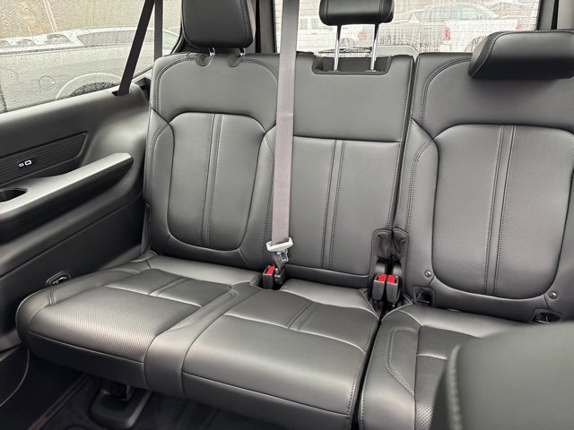 New 2025 Jeep Wagoneer L Series II w/ Convenience Group I image 21