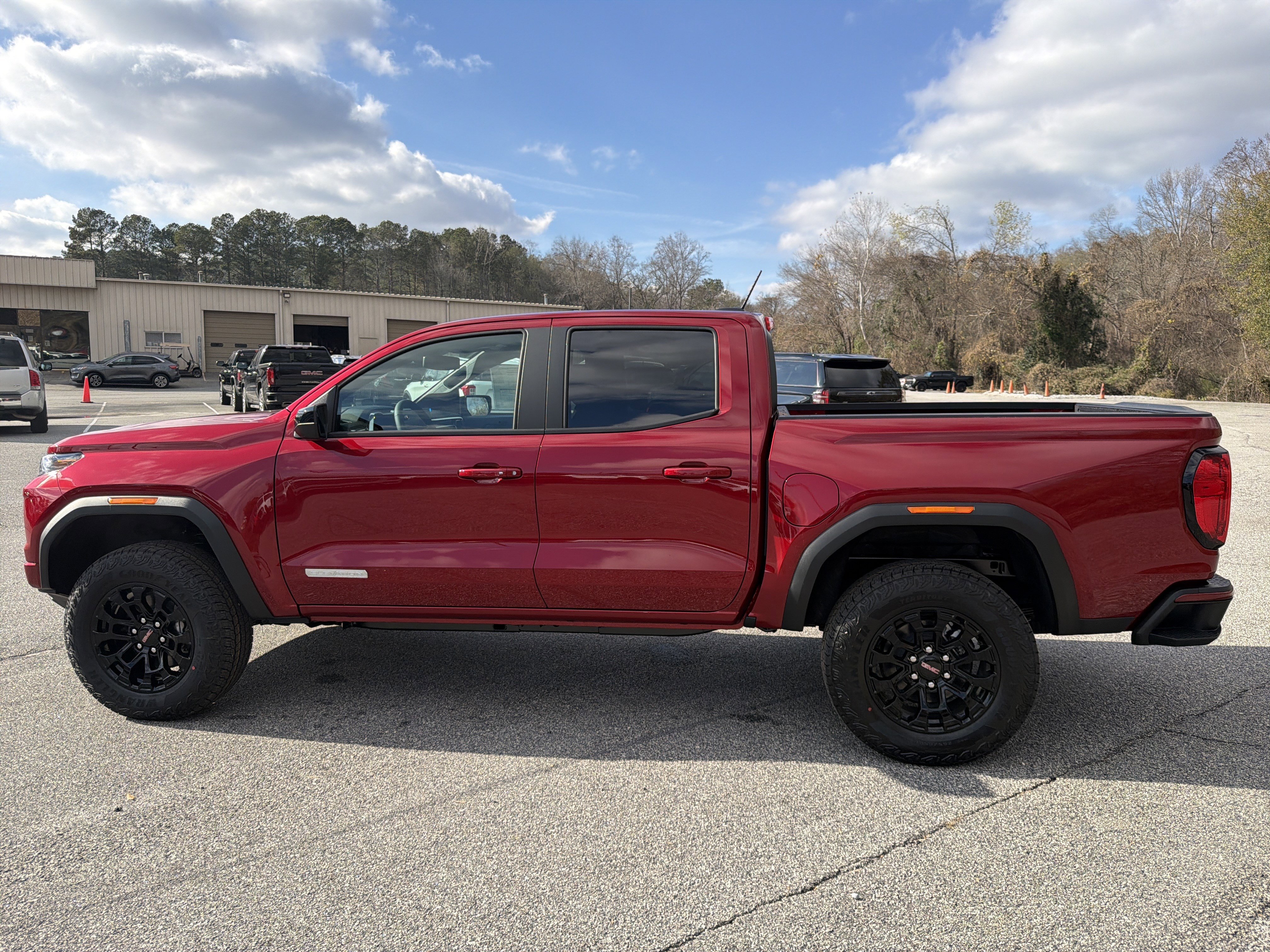 New 2026 GMC Canyon Elevation w/ Convenience Package image 9
