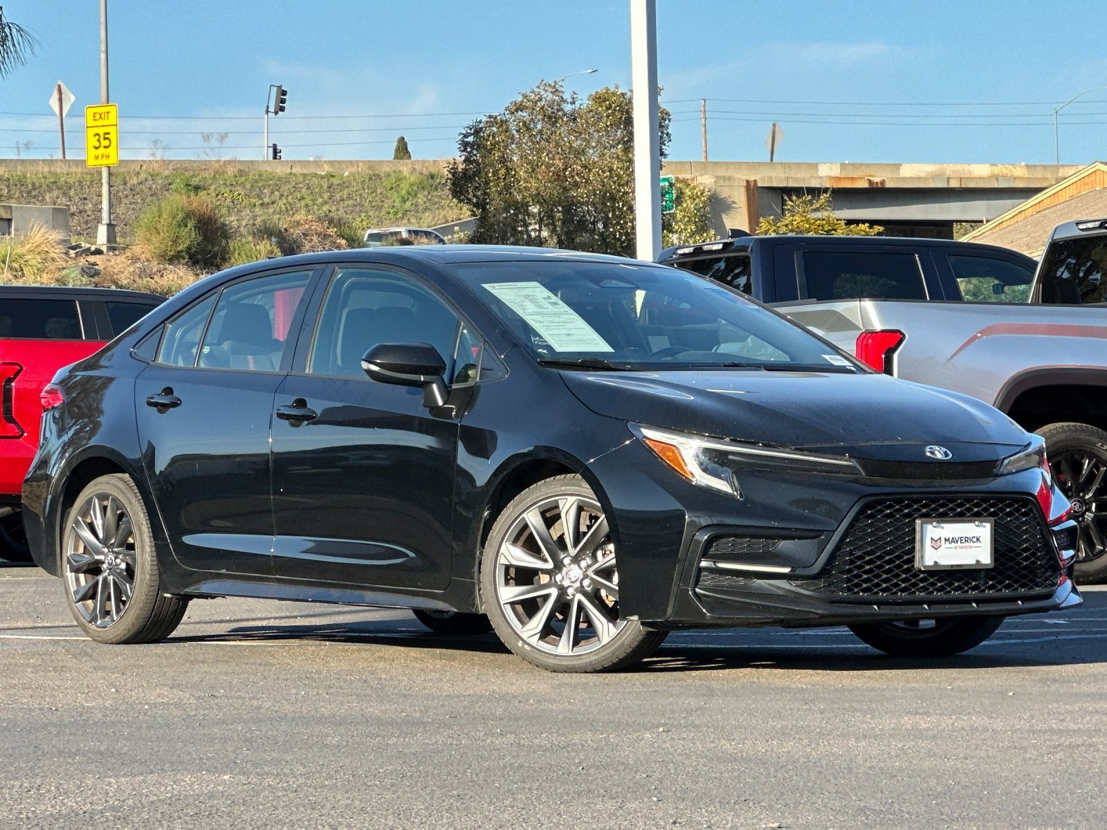 Used 2024 Toyota Corolla SE image 8