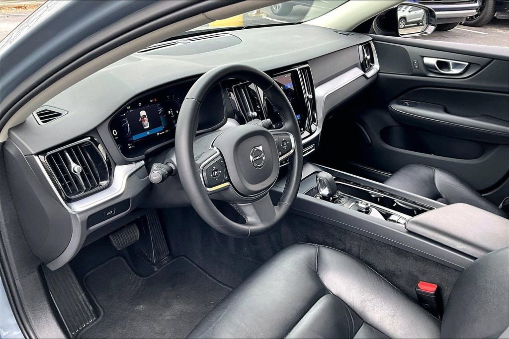 Used 2024 Volvo S60 B5 Core image 16