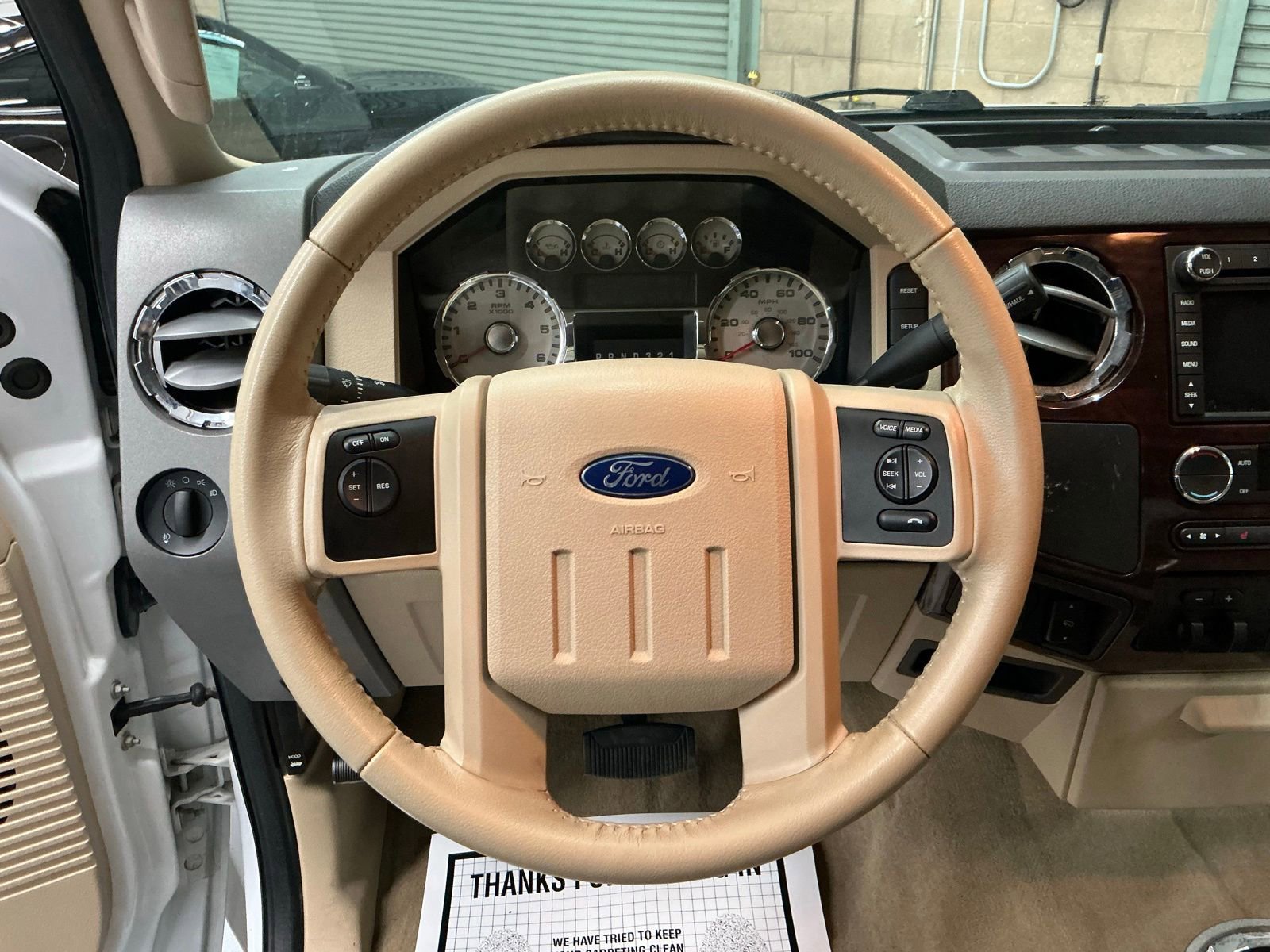 Used 2010 Ford F250 Lariat image 19