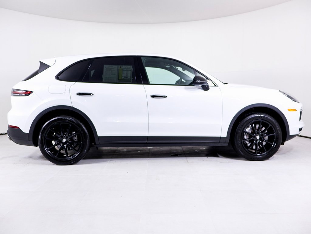 Used 2022 Porsche Cayenne image 27