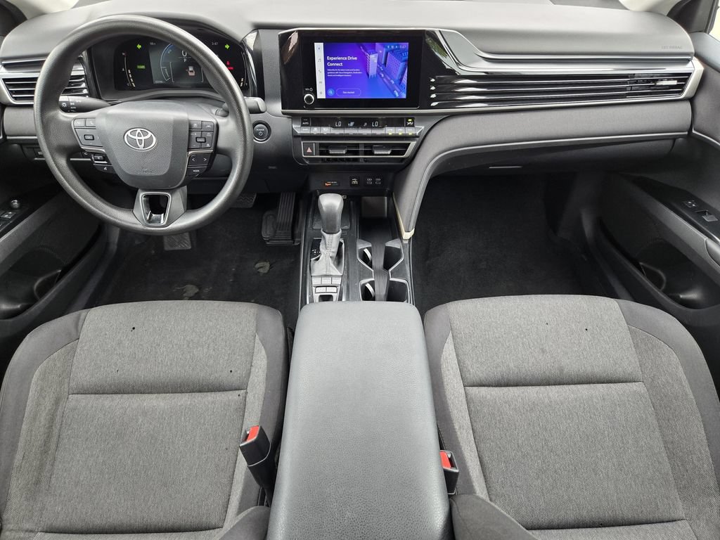 Used 2025 Toyota Camry LE FWD image 22