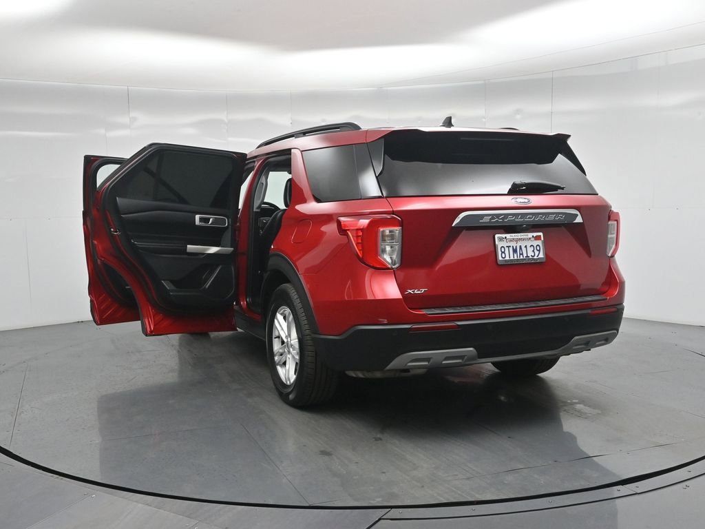 Certified 2021 Ford Explorer XLT image 34