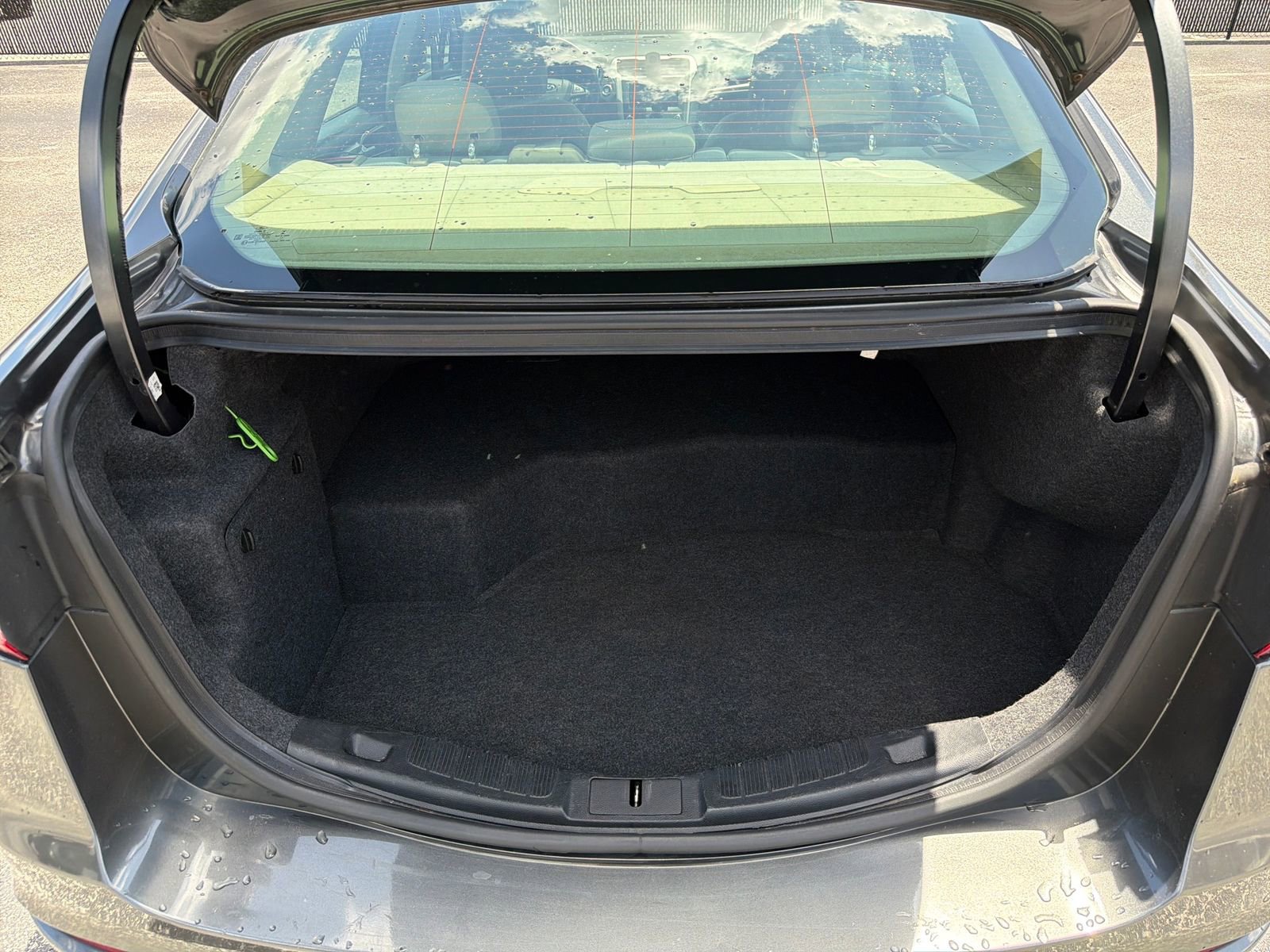 Used 2020 Ford Fusion SE FWD image 25
